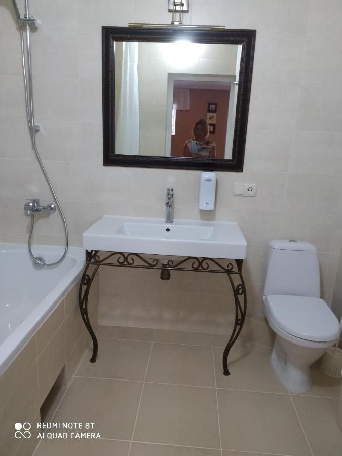 Экодом Hotel Bilhorod-Dnyisztrovszkij Kültér fotó