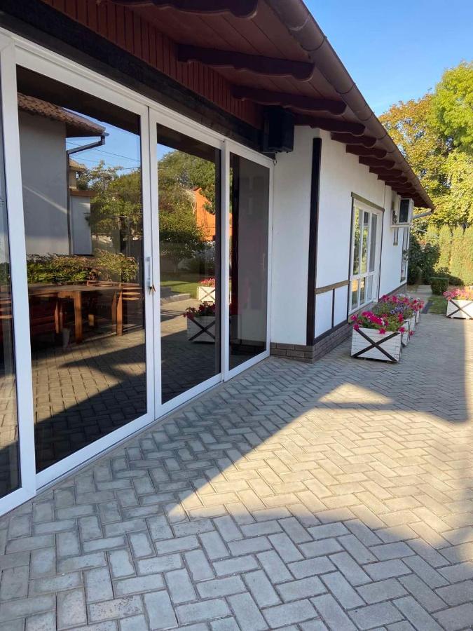 Экодом Hotel Bilhorod-Dnyisztrovszkij Kültér fotó