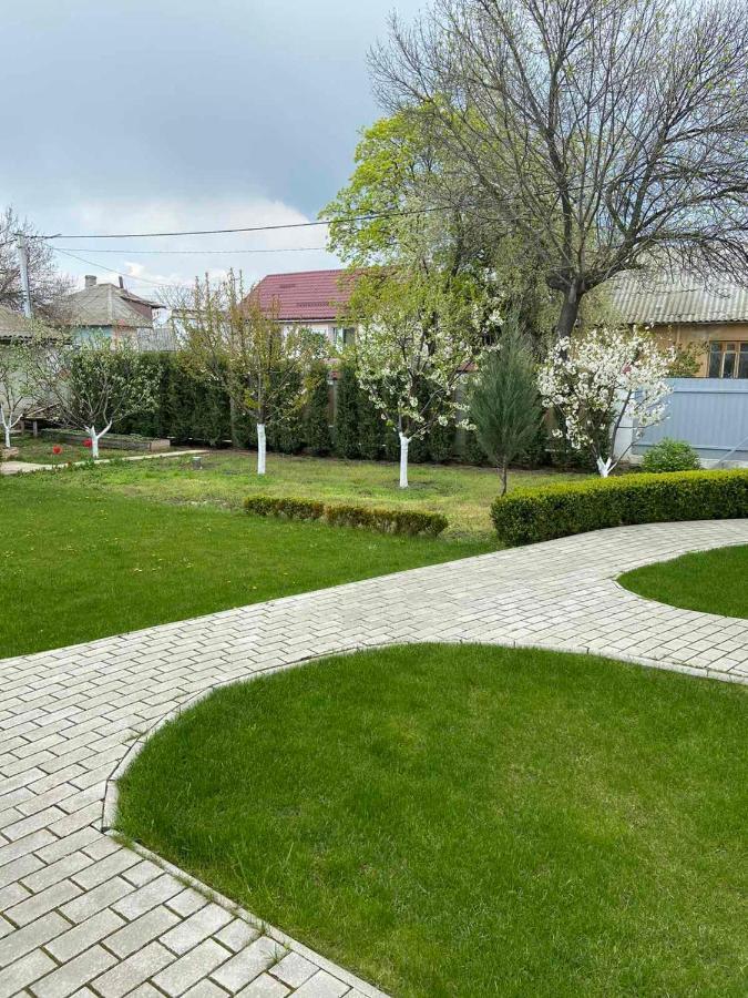 Экодом Hotel Bilhorod-Dnyisztrovszkij Kültér fotó