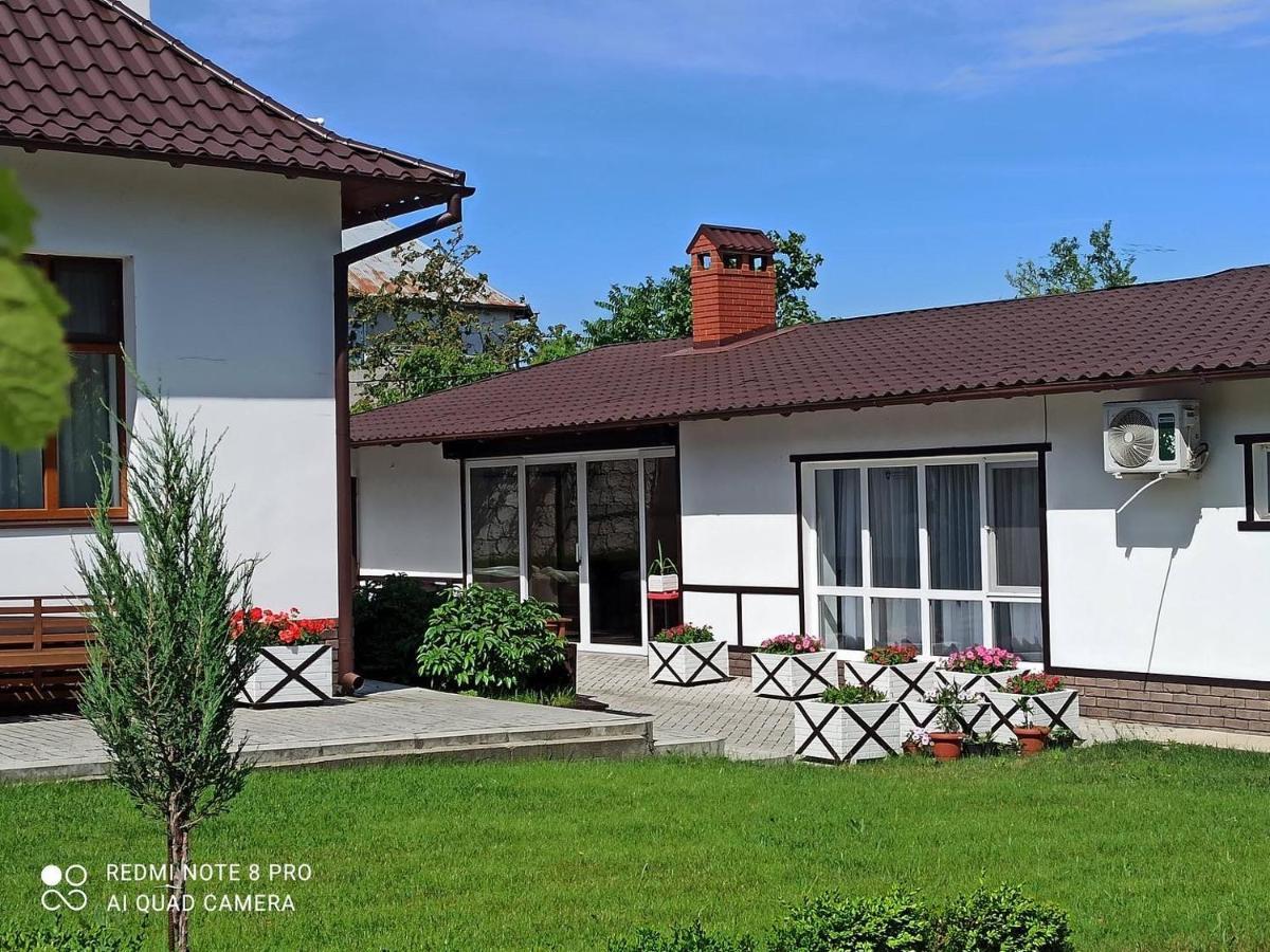 Экодом Hotel Bilhorod-Dnyisztrovszkij Kültér fotó
